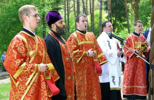 Памятный знак в честь погибших защитников Отечества установлен в историко-культурном комплексе «Гродненская крепость. Партизанский лагерь»