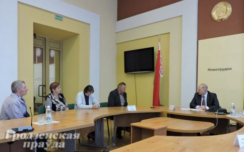 Председатель облисполкома Владимир Кравцов провел прием граждан