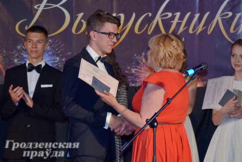 Сегодня в школах Гродно пройдут выпускные вечера