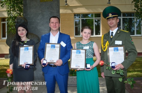 Лучших выпускников ГрГУ имени Янки Купалы пригласили на ректорский бал