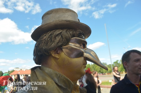 Фестиваль уличного и площадного искусства прошел в Гродно