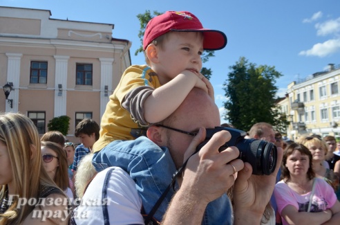 Фестиваль уличного и площадного искусства прошел в Гродно
