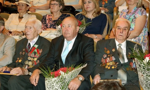 В Гродно прошло торжественное собрание, посвященное Дню Независимости