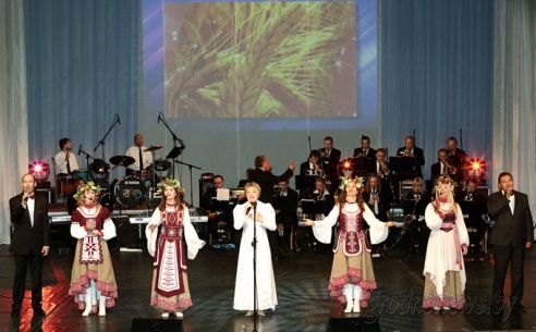 В Гродно прошло торжественное собрание, посвященное Дню Независимости