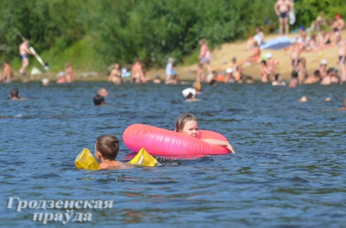 Где в июльский зной гродненцы находят спасительную прохладу?