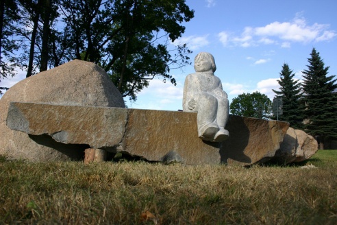 Читатели «Гродзенскай праўды» выбрали самые оригинальные городские скульптуры