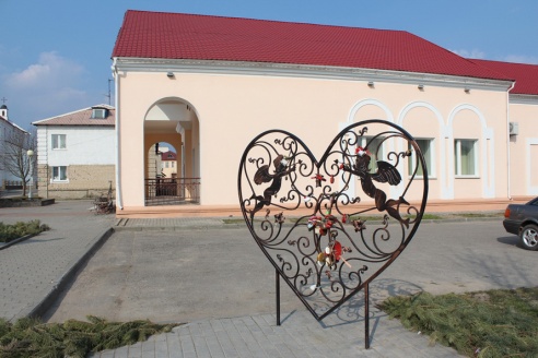 Читатели «Гродзенскай праўды» выбрали самые оригинальные городские скульптуры