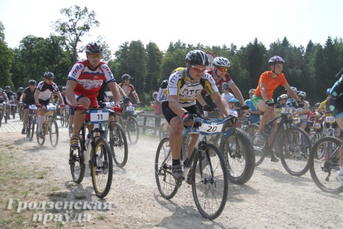 Фоторепортаж: в районе Августовского канала прошел веломарафон "Суседзi 2015"