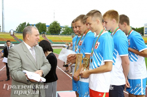 В Гродно выбирали лучшую команду в области в стритболе и мини-футболе