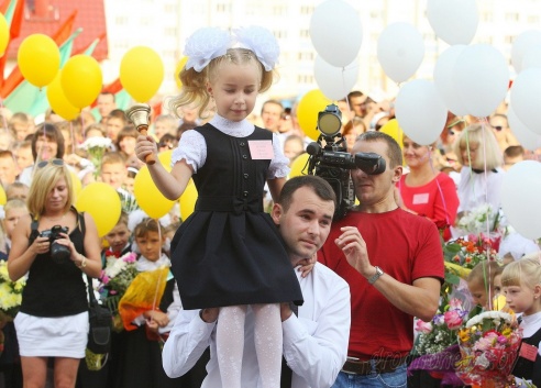 Средняя школа № 40 в Гродно встретила своих первых учеников
