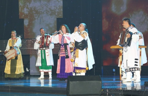 «Папараць-кветку» в Гродно вчера увидели почти 2,5 тысячи зрителей