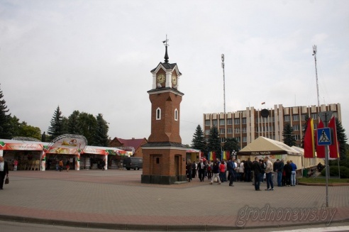 “КНІЖКІНА НАВАСЕЛЛЕ”, КРУГЛЫ СТОЛ, ШЧУЧЫНСКІЯ ЧЫТАННІ, ФЕСТЫВАЛЬ ПРЭСЫ І МНОГАЕ ІНШАЕ