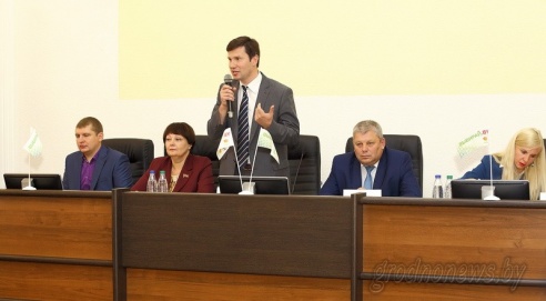 В Гродно прошли открытые городские дебаты "Выбирай.by"