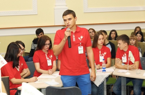 В Гродно прошли открытые городские дебаты "Выбирай.by"