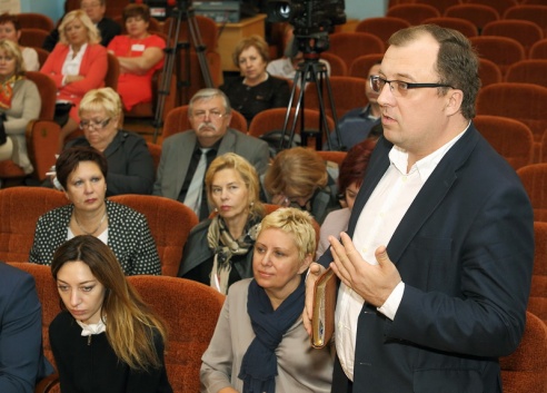 В Гродненском районе прошла пресс-конференция председателя облисполкома Владимира Кравцова для журналистов региональных и республиканских СМИ (ОБНОВЛЕНО)