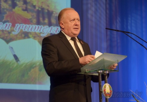 В торжественном собрании, посвященном Дню учителя, приняли участие лучшие педагоги Гродно