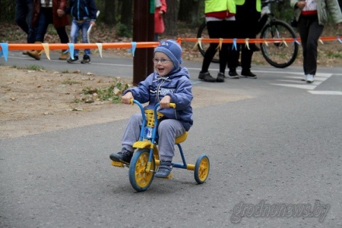 В Гродно в Пышках открыли комфортную 5-километровую велодорожку (ОБНОВЛЕНО)