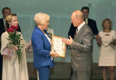 Председатель облисполкома Владимир Кравцов провел пресс-конференцию в Свислочском районе