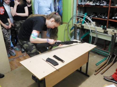 В Хойниках сыграли в военную спортивно-патриотическую игру «Зарница»