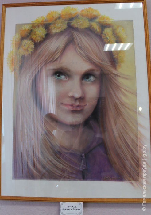 В преддверии Дня города в Мозыре открылась коллективная живописная выставка «Фарбы Палесся»