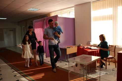 Парламентские выборы прошли в Беларуси (Больше фото)