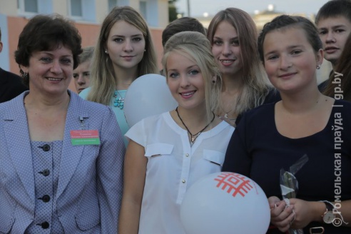 В Рогачеве после капитального ремонта открылась средняя школа № 3