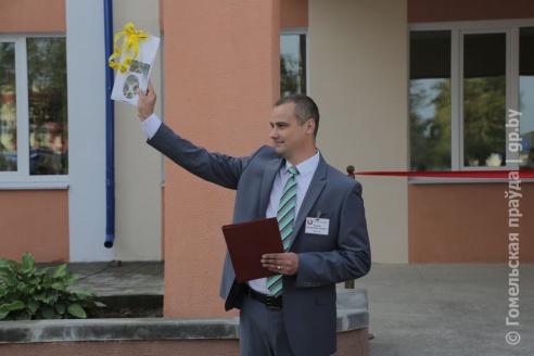 В Рогачеве после капитального ремонта открылась средняя школа № 3