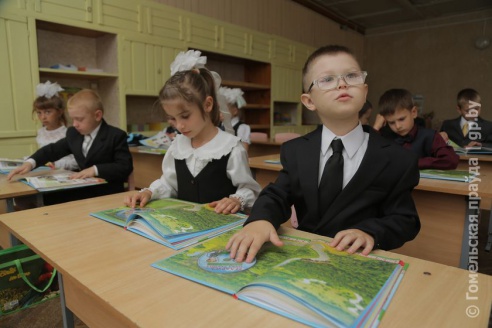 В Рогачеве после капитального ремонта открылась средняя школа № 3