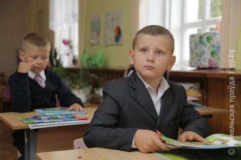 В Рогачеве после капитального ремонта открылась средняя школа № 3