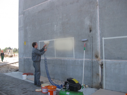 В Гомеле показали мастер-класс по шпатлевочным и лакокрасочным работам