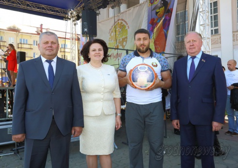 В центре Гродно прошел фестиваль сыра