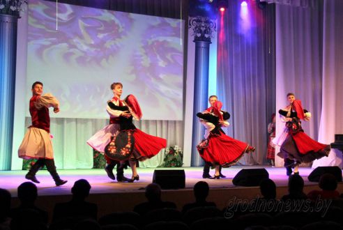 В Гродно работников культуры поздравили с профессиональным праздником (ОБНОВЛЕНО)