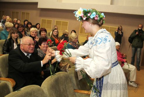 В Гродно работников культуры поздравили с профессиональным праздником (ОБНОВЛЕНО)