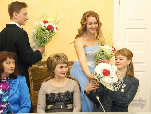 Торжественный прием в канун Дня матери прошел в облисполкоме (ОБНОВЛЕНО)