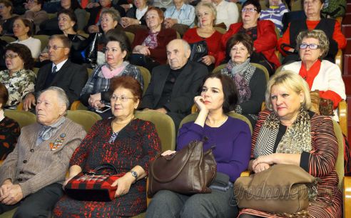 Торжественное собрание, посвященное годовщине Октябрьской революции прошло в Гродно