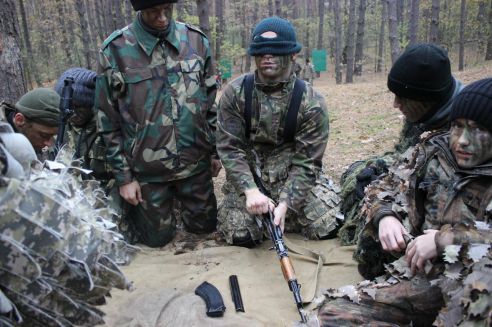 В лесу под Речицей прошли традиционные учения центра специальной подготовки «Скиф»