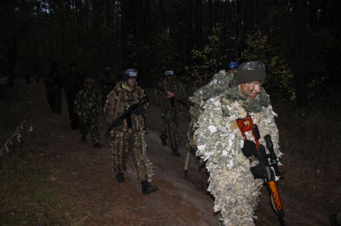 В лесу под Речицей прошли традиционные учения центра специальной подготовки «Скиф»