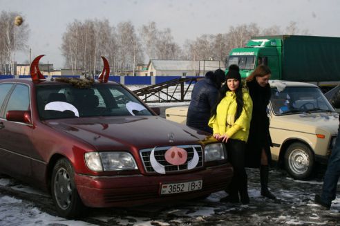 В Жлобине прошел областной этап конкурса «Автосеньорита-2016»