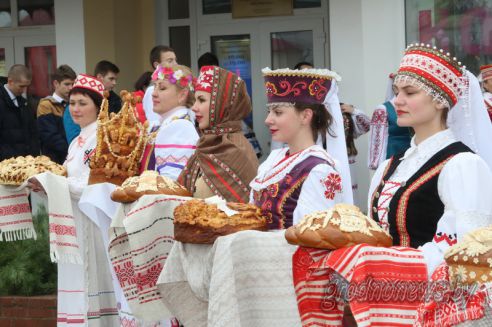 Лучших аграриев области чествовали в Вороново