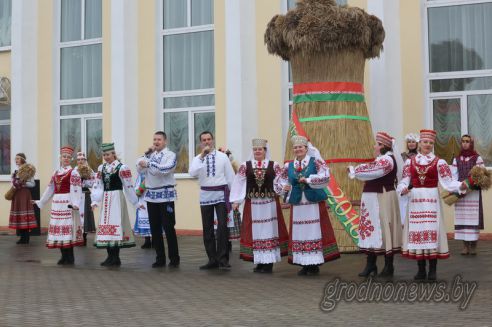 Лучших аграриев области чествовали в Вороново