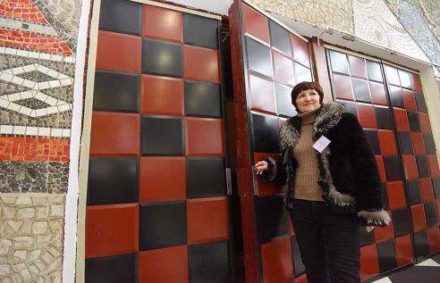 «Шахматный» пол, царская лестница и советское панно. Кинотеатр имени Калинина готовит новогодний сюрприз для зрителей