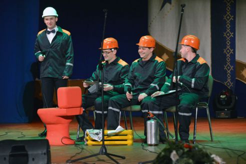 В Гомеле молодые специалисты креативно признались в любви выбранным профессиям