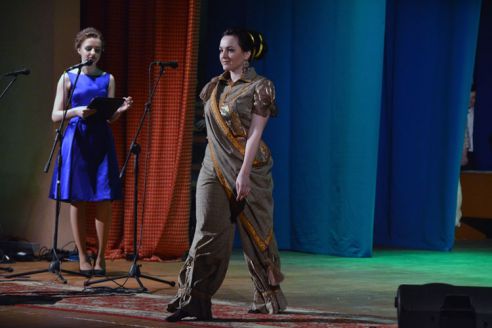 В Гомеле молодые специалисты креативно признались в любви выбранным профессиям