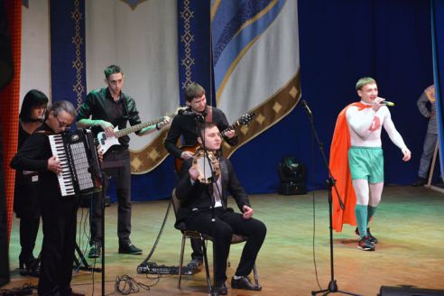 В Гомеле молодые специалисты креативно признались в любви выбранным профессиям