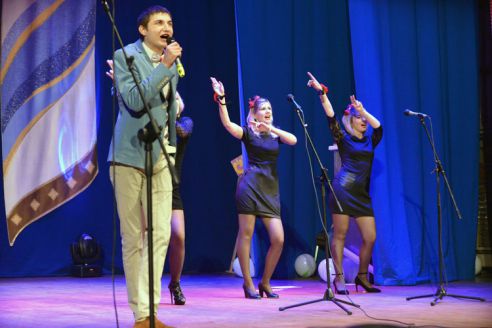 В Гомеле молодые специалисты креативно признались в любви выбранным профессиям