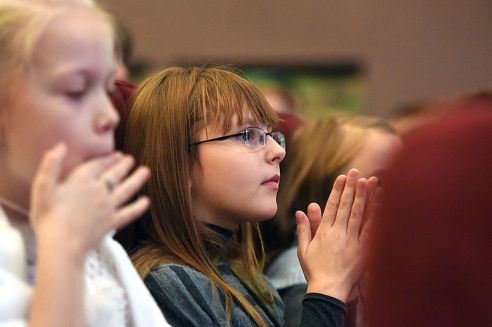 Благотворительная ёлка Советского района собрала более 400 детей