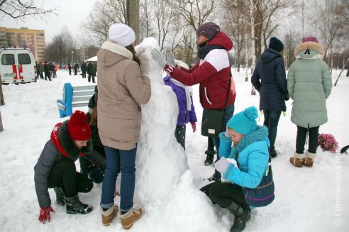 Как прошел День снега в Калинковичах
