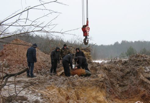 Под Светлогорском обезвредили авиабомбу, взрыв которой мог разрушить здания в радиусе 30 метров