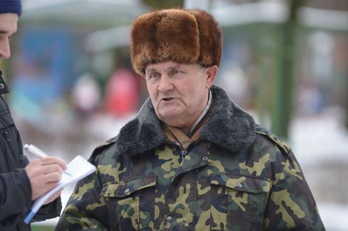 В Гомеле борьбу с травмоопасной наледью возглавили депутаты и чиновники