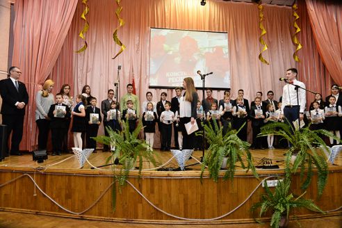 Фотофакт. День Конституции в Советском районе Гомеля